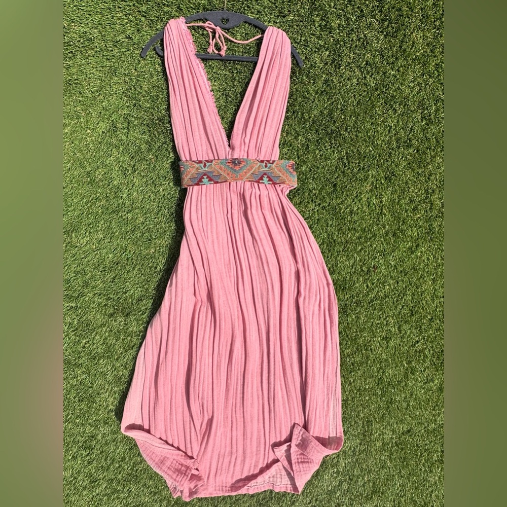 Pink linen Sleeveless Dress with Embroidered detachable belt for your Waist